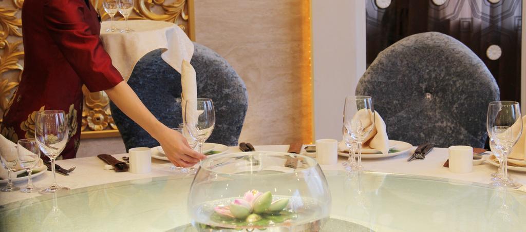 The Center Hotel Weihai Extérieur photo