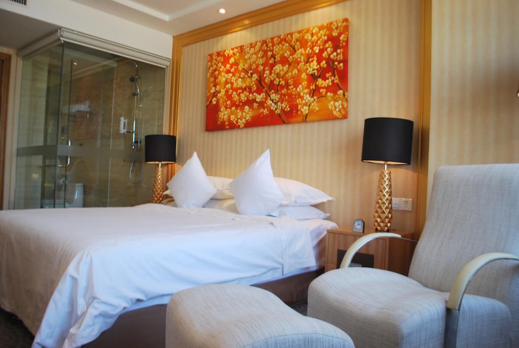 The Center Hotel Weihai Chambre photo