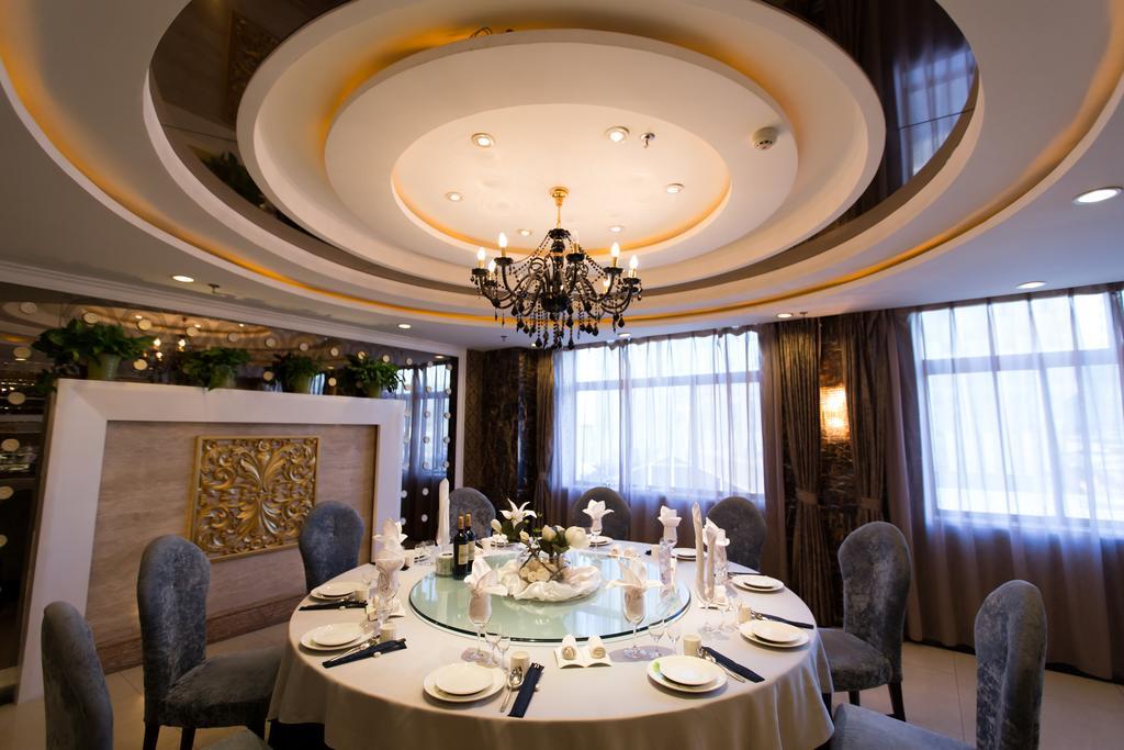 The Center Hotel Weihai Extérieur photo